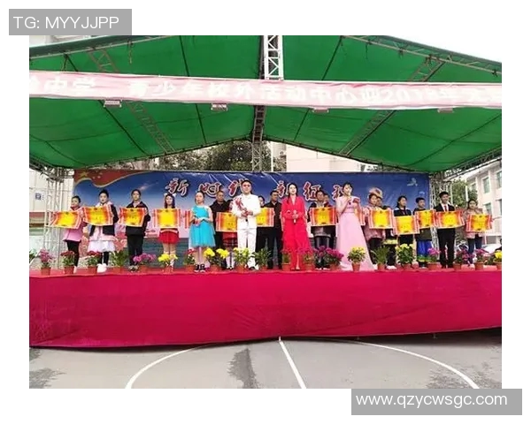 足球明星魅力四射动画宣传片展现激情与梦想的完美结合